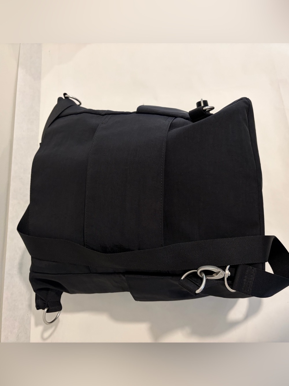 Baggallini All Set 3-in-1 Tote Backpack Crossbody Travel Bag Black Sand Luggage - Picture 8 of 16